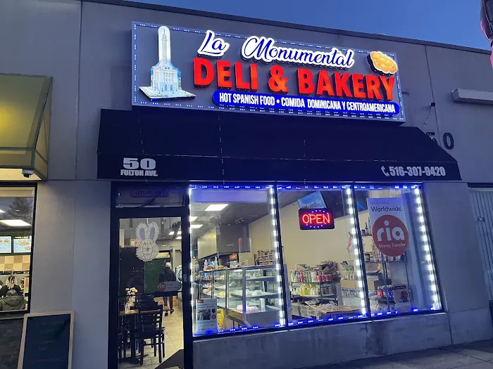 La Monumental Deli & Bakery Corp. Picture 1