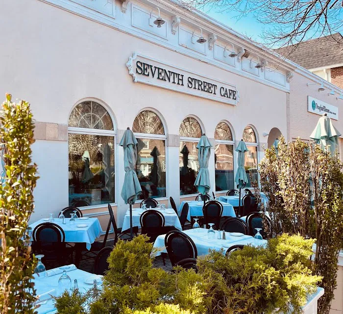 Seventh Street Cafe Picture 10