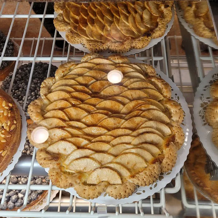 Malverne Pastry Shop Picture 6