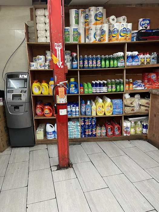 Middle Store Deli & Grocery Picture 9