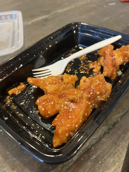 Double Fish Chinese Food & Sushi Picture 5
