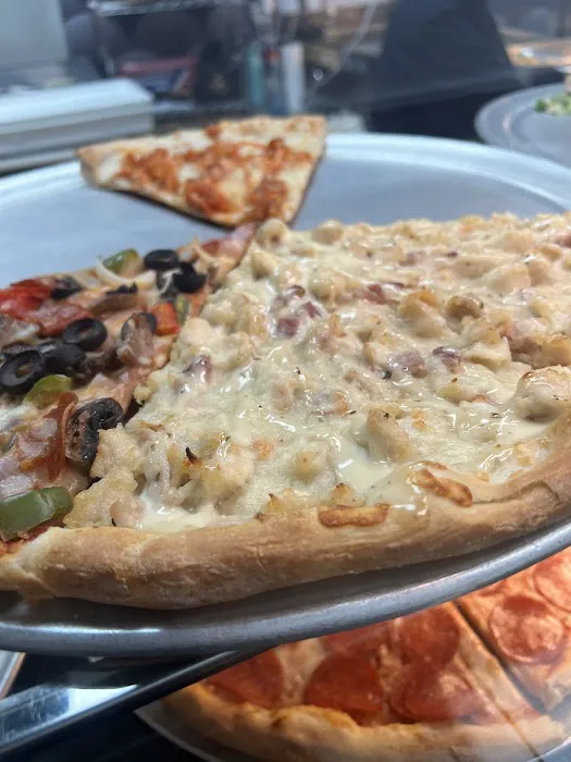Unforgettable Pizzeria INC Picture 10