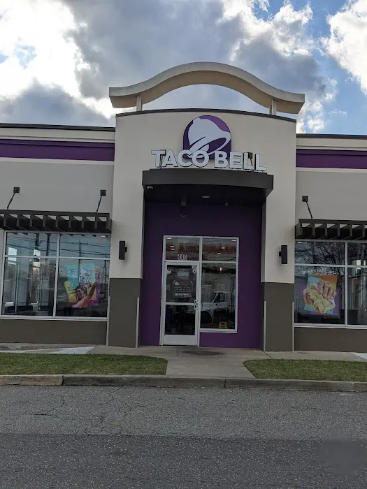 Taco Bell Picture 3