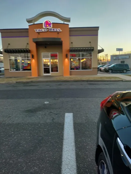 Taco Bell Picture 6