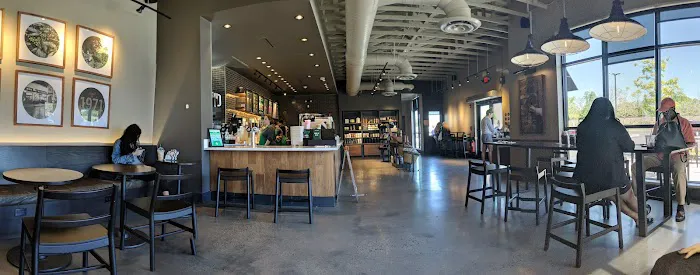 Starbucks Picture 2