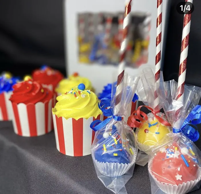 Mimi's Treats and Favors Picture 5