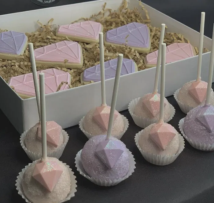 Mimi's Treats and Favors Picture 4