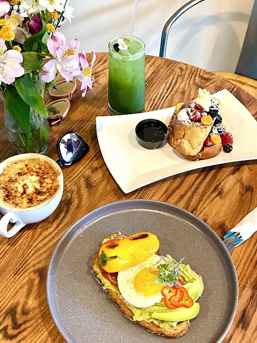 Sweet & Savory Cafe Picture 6