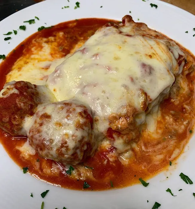 Gino's Pizzeria & Italian Restaurant Picture 10