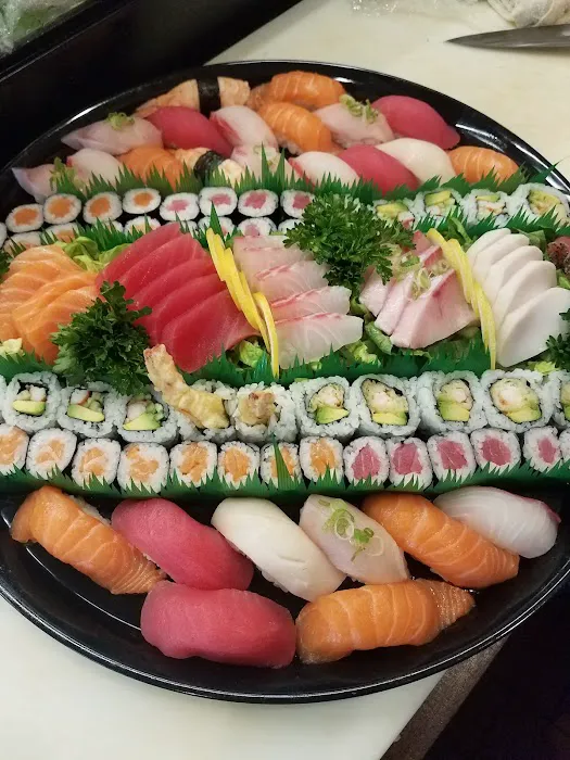 Wow Sushi Picture 1