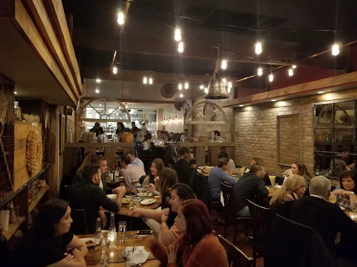 Viaggio Italian Chop House Picture 3