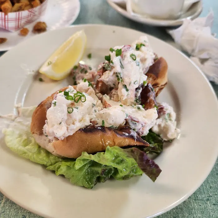 Bigelow's New England Fried Clams Picture 7