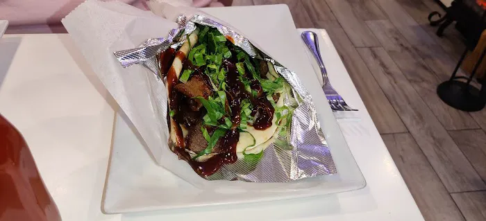 Gyro Bar Picture 8
