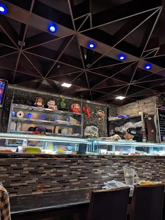 Sushi Palace Picture 4