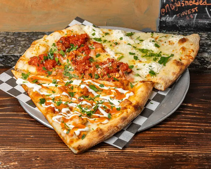 3 Brothers Pizza of Rockville Centre Picture 2