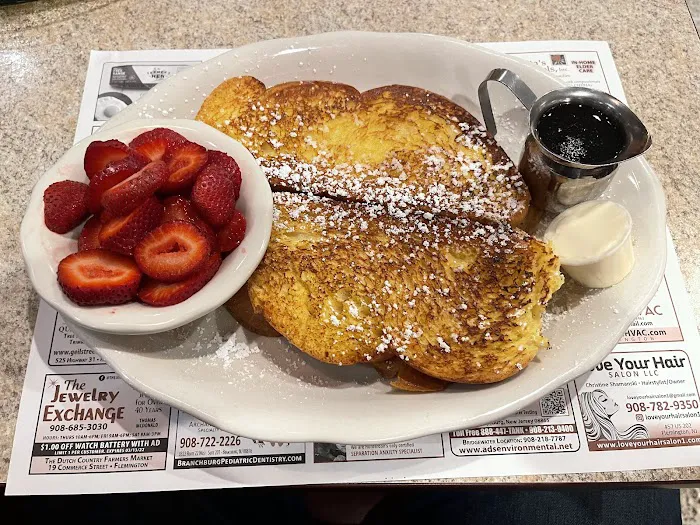Mitchell's Diner Picture 8