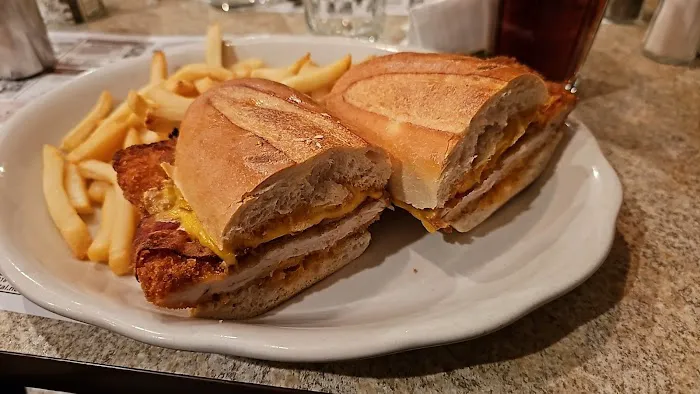 Mitchell's Diner Picture 4