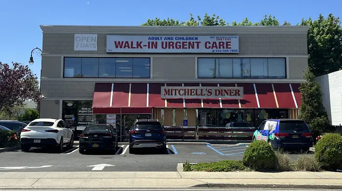Mitchell's Diner Picture 9