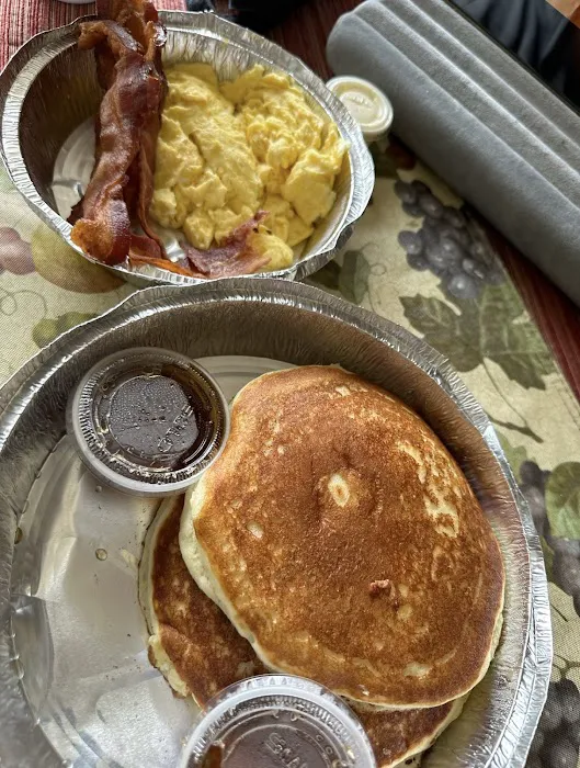 Mitchell's Diner Picture 7