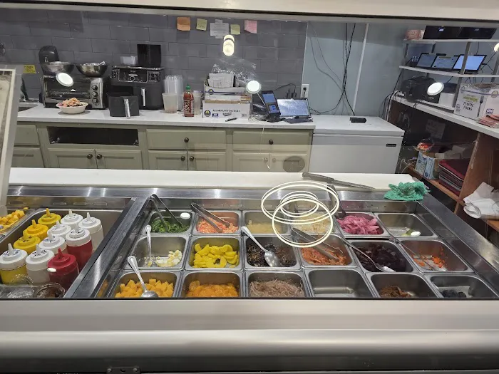 Poke Frisee ( ROCKVILLE CENTRE) Picture 6