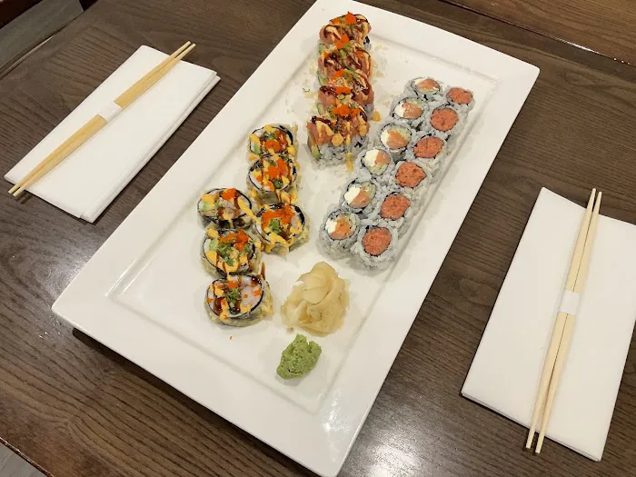Tanoshi Sushi Picture 10