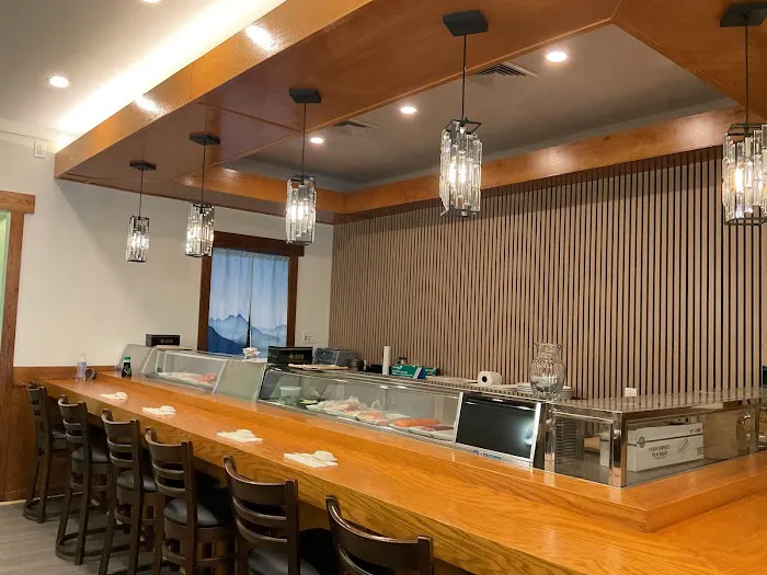 Tanoshi Sushi Picture 9