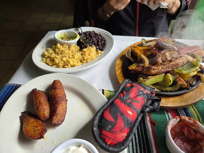 Yucatán Mexican Grill Picture 3