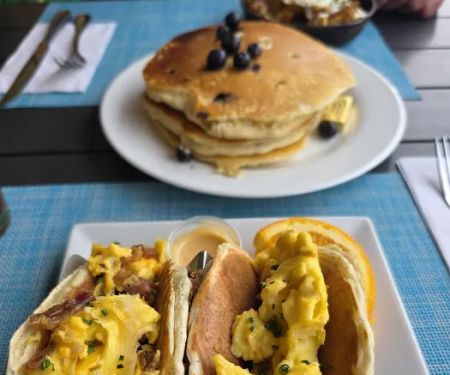 The Flour Shoppe Cafe