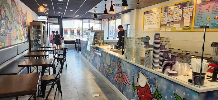 Emack & Bolio's Rockville Centre Picture 10