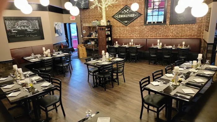 Lenox and Park Italian Bistro Picture 7