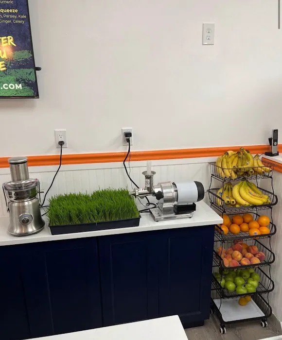 Squeeze Juice Bar and Vegan Treats Picture 6