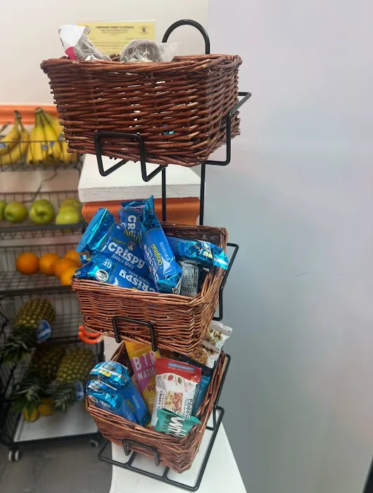 Squeeze Juice Bar and Vegan Treats Picture 10