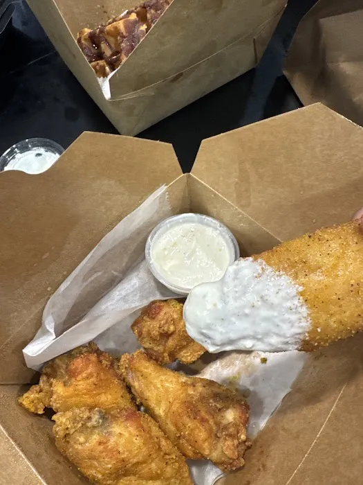 ATL Wing Spot Picture 10