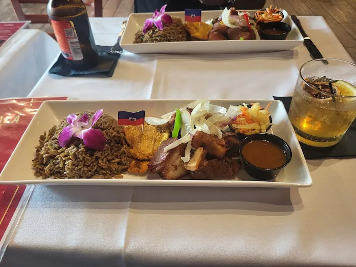 Oulala Restaurant and Lounge Picture 8