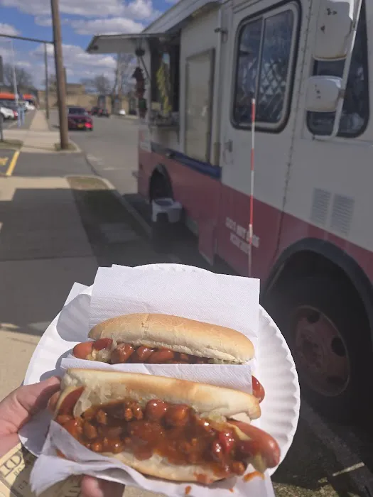 GiGi's Hot Dogs Picture 1
