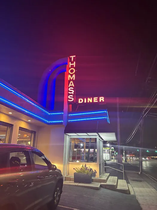 Thomas's Ham & Eggery Diner Picture 5