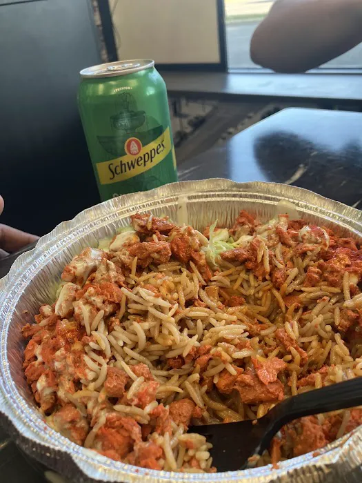 Naz’s Halal Food - Carle Place Picture 10