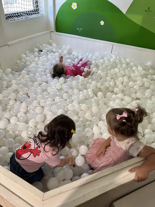 Oh My Goodness Kids Picture 1