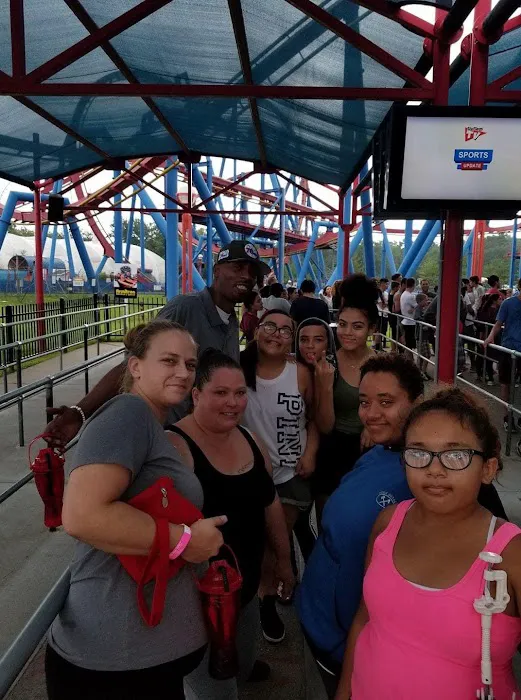 Chen Six Flags Picture 7