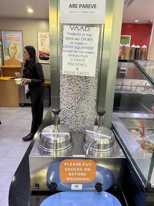 Berrylicious Frozen Yogurt, Smoothies, Coffee and More Picture 8