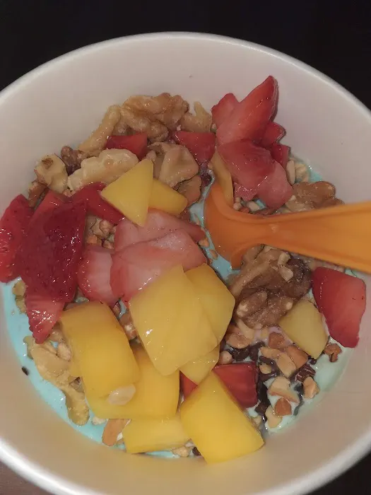Berrylicious Frozen Yogurt, Smoothies, Coffee and More Picture 6