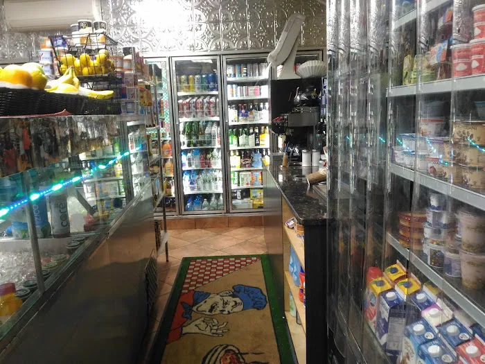 Atlantic Beach Café Deli Picture 8