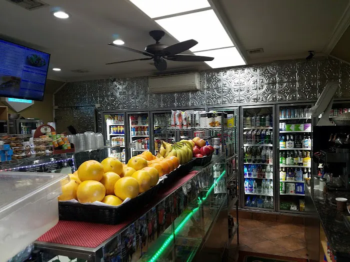 Atlantic Beach Café Deli Picture 5