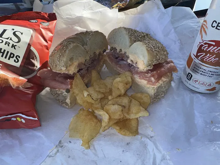 Beach Bagel & Deli Picture 9