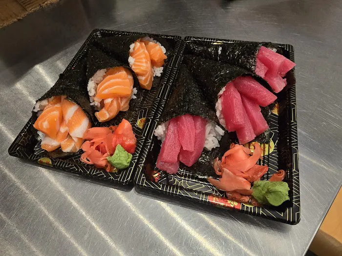 That Sushi Spot 5towns Picture 10