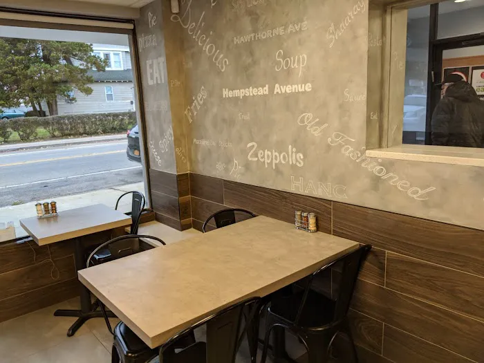 Hunki's Pizza Bar Picture 7
