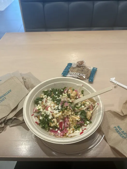 Chopt Creative Salad Co. Picture 9