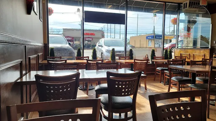 Previti Pizza & Papazzio Dining Picture 8
