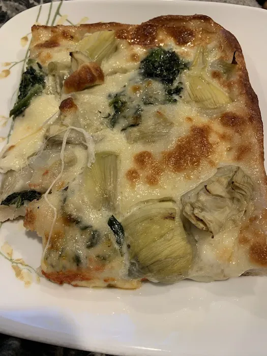 Previti Pizza & Papazzio Dining Picture 2