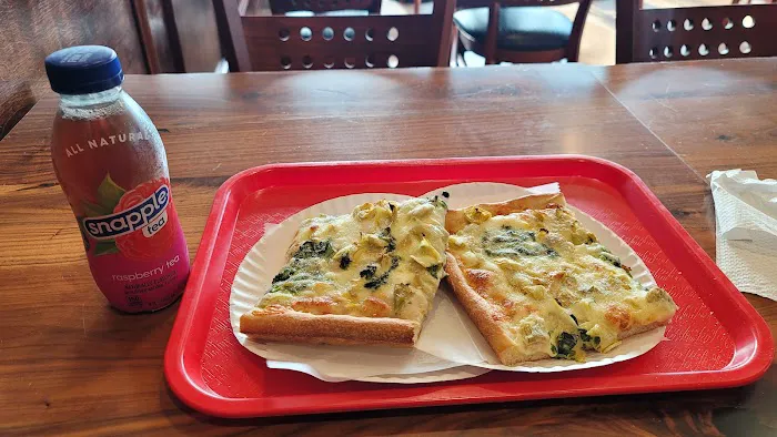 Previti Pizza & Papazzio Dining Picture 1